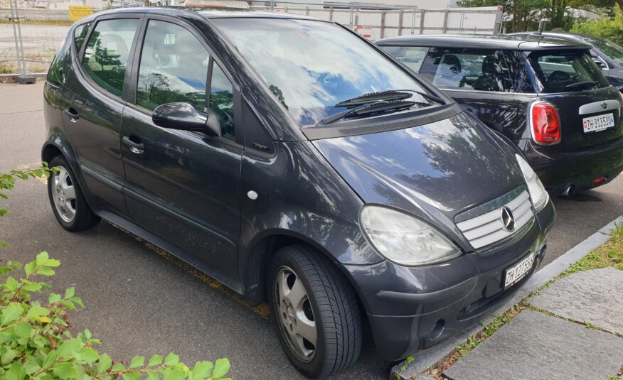 Mercedes Benz A160